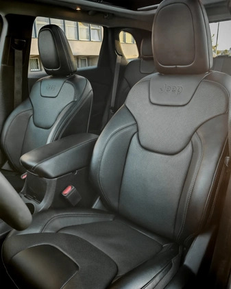 Jeep Cherokee cena 145000 przebieg: 3600, rok produkcji 2022 z Wolbrom małe 781